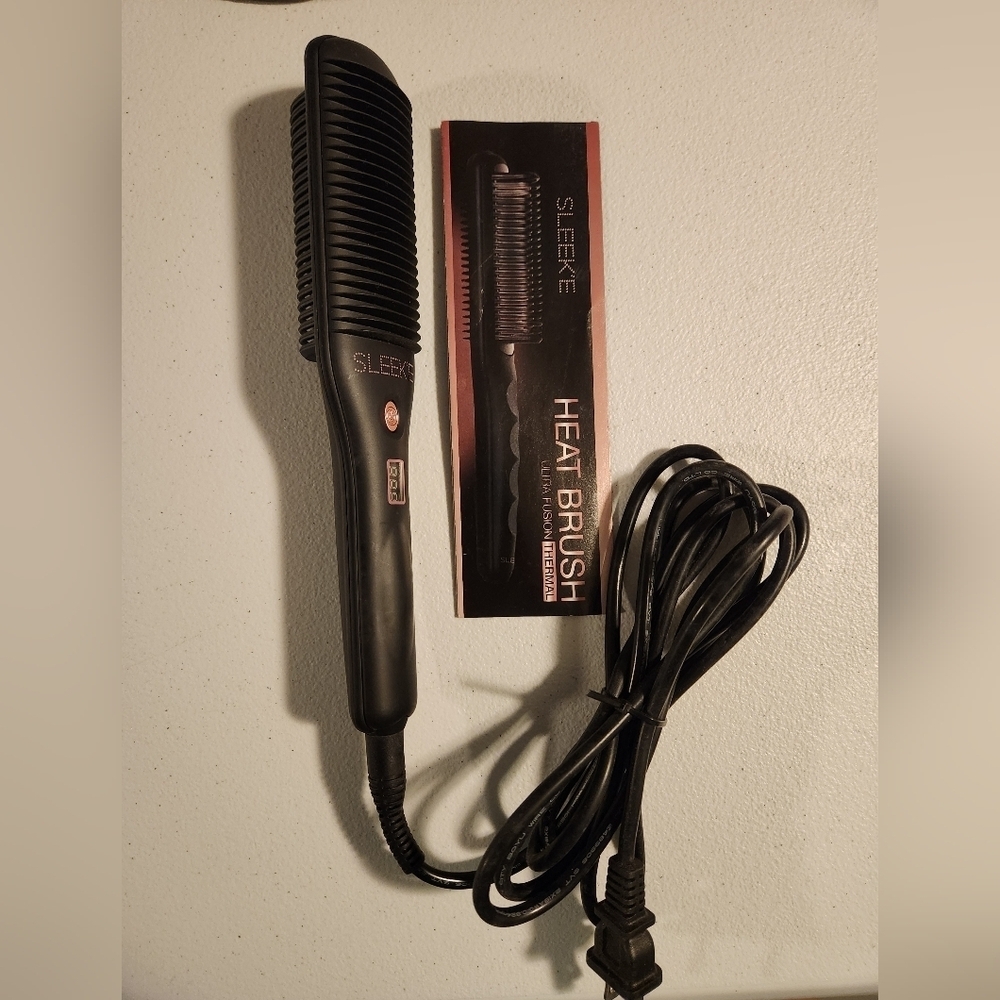 Sleek'e Black Hair Straightening Brush - Picture 9 of 12